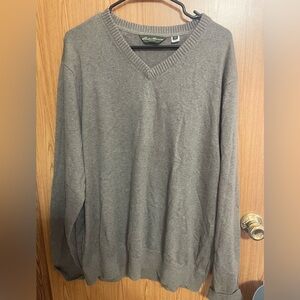 Eddie Bauer Men's Charcoal V-Neck Sweater
